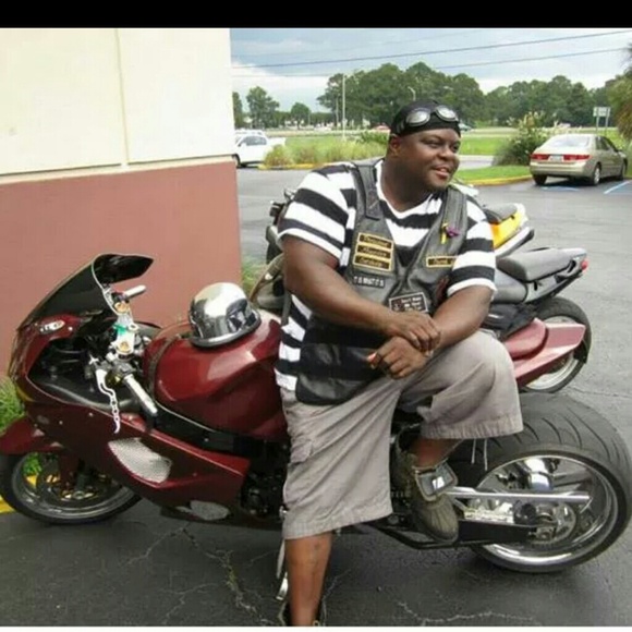 Profile Picture of Keith Brantley (@yeahcatdaddy) on Poshmark