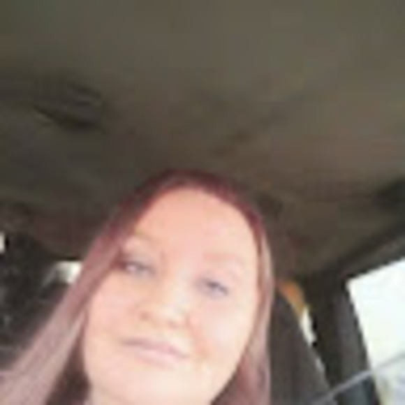 Profile Picture of Misty Mathews (@mistygray73) on Poshmark