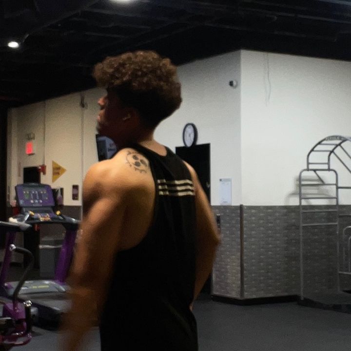 Profile Picture of dwayne (@duhwaynelifts) on Tiktok