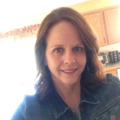 Profile Picture of Dawn McCarty (@dawnmc1227) on Twitter