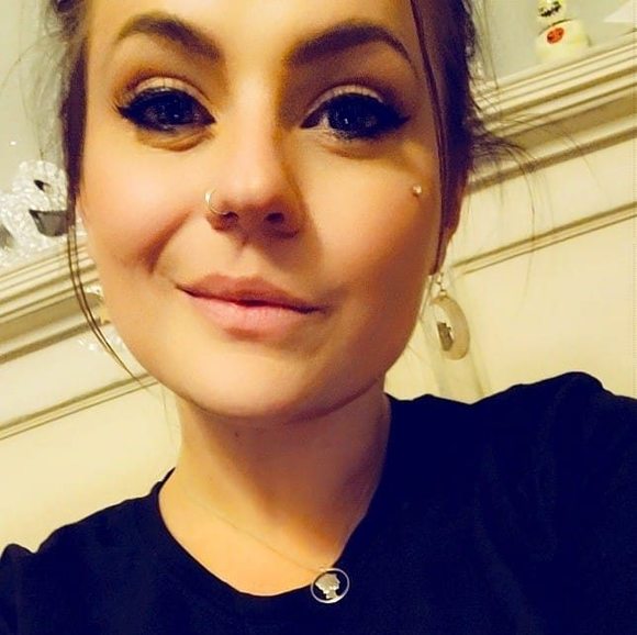 Profile Picture of Whitney Dyer (@whitldyer) on Poshmark