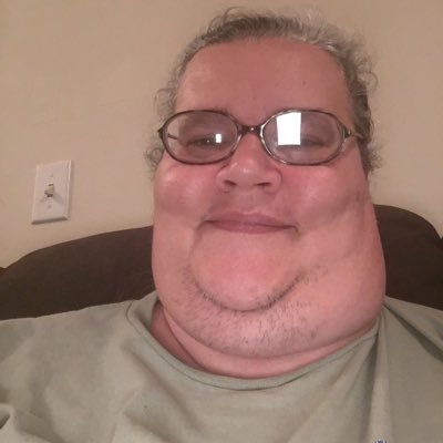 Profile Picture of Nellie White (@NellieW02017972) on Twitter