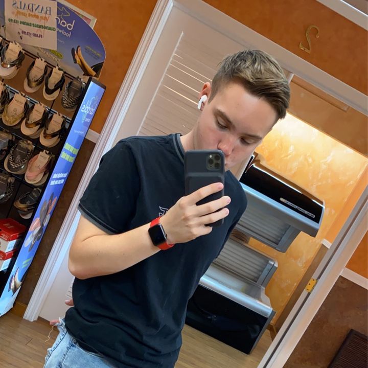 Profile Picture of Kacy (@kacyutterback) on Tiktok