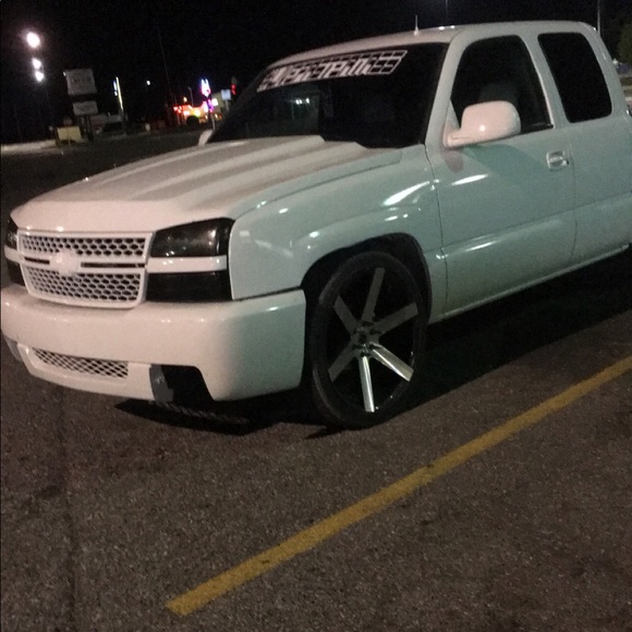 Ashly Schuringa - Poshmark Profile Picture of Ashly Schuringa (@ashlybrooke1) on Poshmark