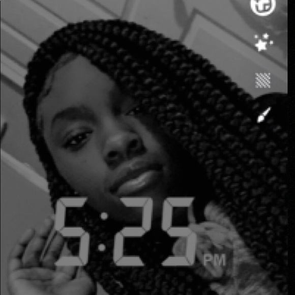 Profile Picture of Tymeicia Tymeicia (@tymeiciahill) on Poshmark