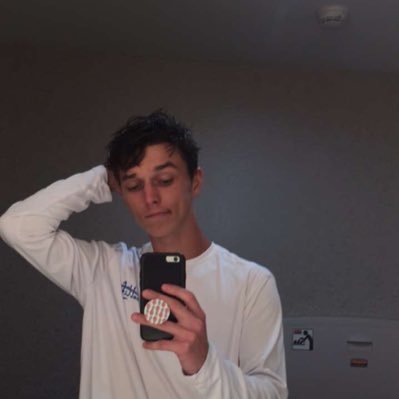 Profile Picture of Matt Hinman (@Matty_Ice_Lax_) on Twitter