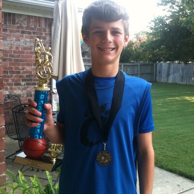 Profile Picture of Scott Ashby (@SashbyAshby) on Twitter