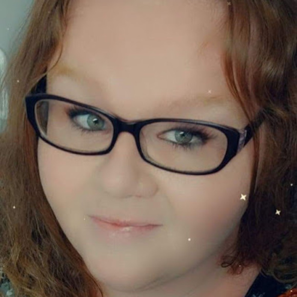 Profile Picture of Kimberly Fogle (@kimberlyfogle1) on Poshmark