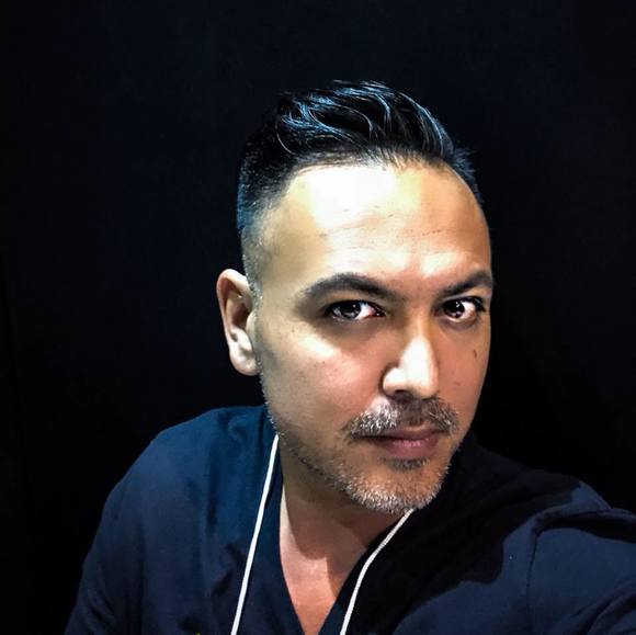 Profile Picture of Jonathan Gobeli (@gggeasy) on Poshmark