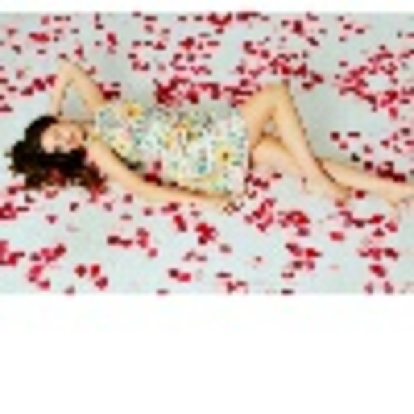 Profile Picture of Kim Beely (@kim_beely) on Poshmark