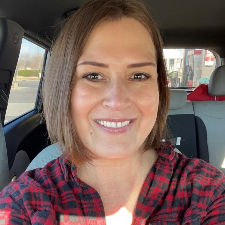 Profile Picture of   Kim S (@kimlynsch) TikTok |... (@kimlynsch) on Tiktok
