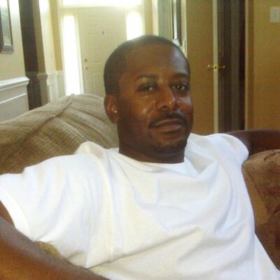 Profile Picture of Michael J. Burks (@mikemillionaire) on Twitter