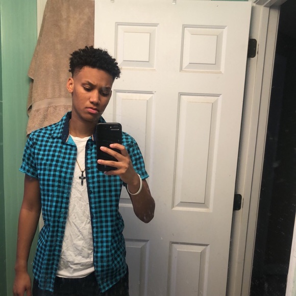 Profile Picture of Tyra Scott (@tscott2316) on Poshmark