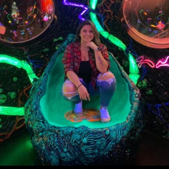 Profile Picture of Astrid Sandoval (@astridsandov683) on Poshmark