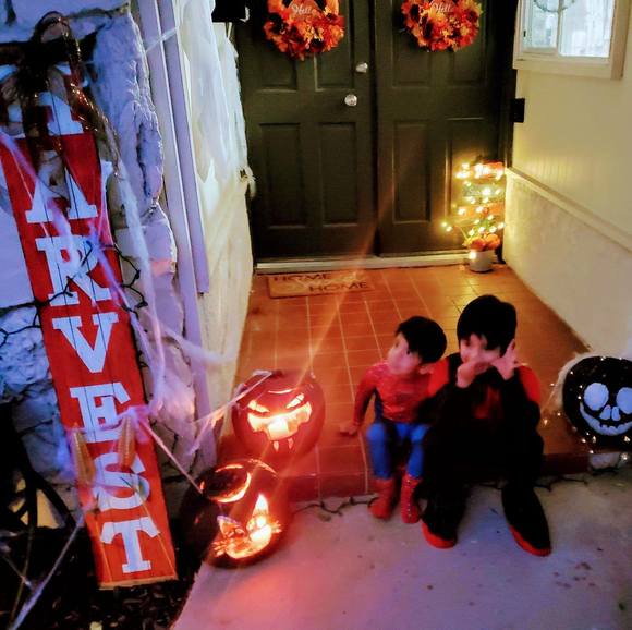 Profile Picture of Marina Lopez (@minalopez85) on Poshmark