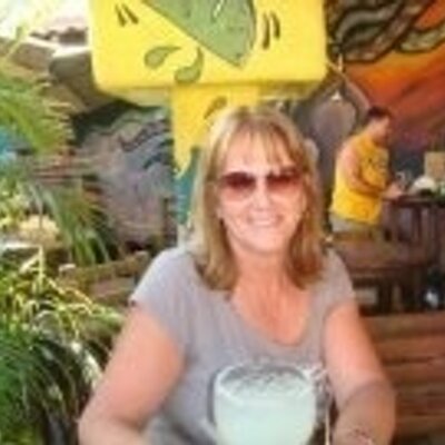 Profile Picture of Robbin Yates (@robbinya45r16j) on Twitter