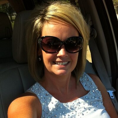 Profile Picture of Kelly Henke Medley (@KellyLMedley) on Twitter