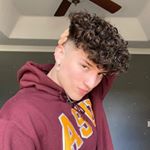 Profile Photo of 𝑻𝑶𝑵𝒀 𝑳𝑶𝑷𝑬𝒁 𝑭𝑨𝑵𝑷𝑨𝑮𝑬 (@tony.is.bae_) on Instagram