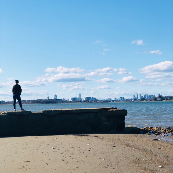 Tori Short - Poshmark Profile Picture of Tori Short (@tashort06) on Poshmark