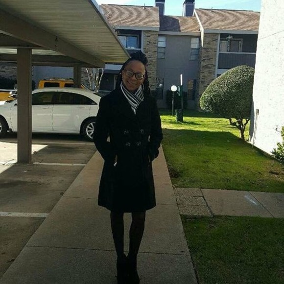 Profile Picture of Sheretta Winston (@winstonrita) on Poshmark