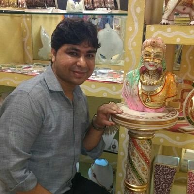 Profile Picture of Ashutosh Singhal (@singhaal85) on Twitter