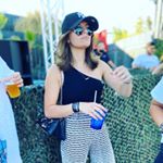 Profile Picture of Liz (@lisabertrand) on Instagram
