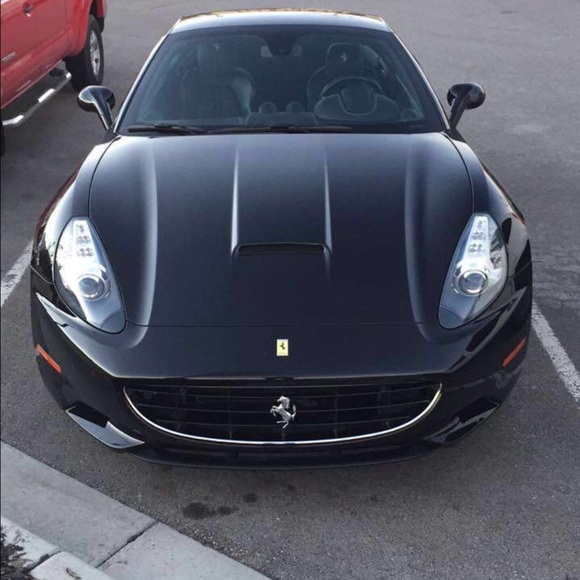 Profile Picture of Greg Leonard (@gregleonard42o) on Poshmark