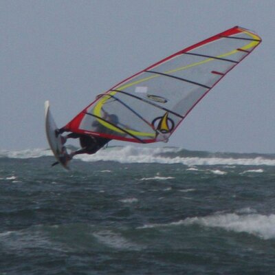 Profile Picture of Chris Mortimer (@windsurfing) on Twitter