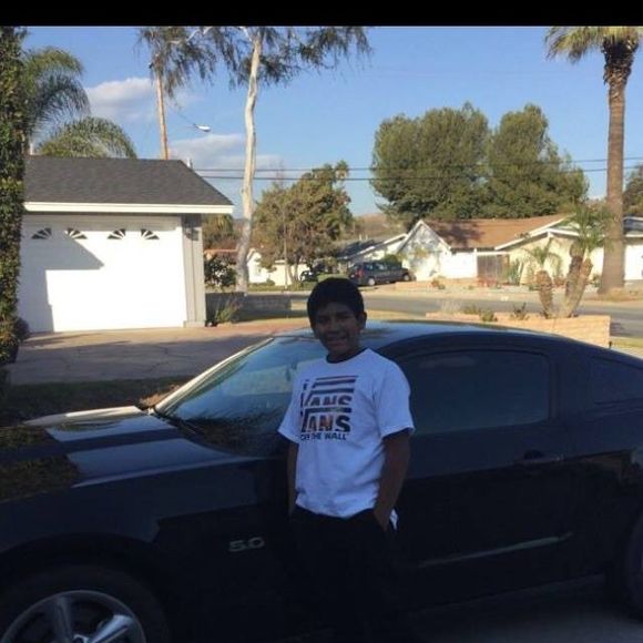 Profile Picture of Jason Albujar (@jasonalbujar) on Poshmark