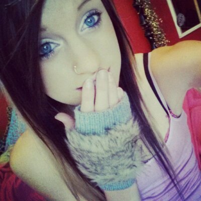 Colette Lennae Davis - Twitter Profile Picture of Colette Lennae Davis (@haleycolettek) on Twitter