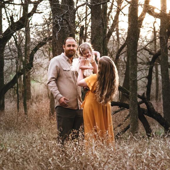 Profile Picture of Allison Brackley (@emmalovesbo) on Poshmark