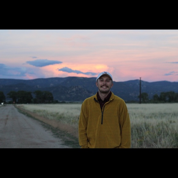 Profile Picture of Dylan Bates (@dylanbates) on Poshmark