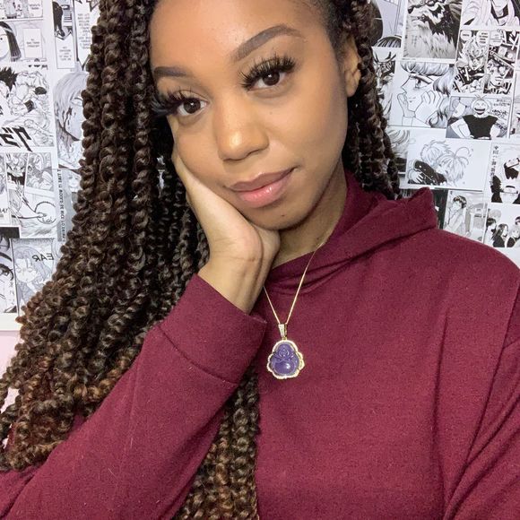 Rashida Thompson - Poshmark Profile Picture of Rashida Thompson (@rshidathompson) on Poshmark