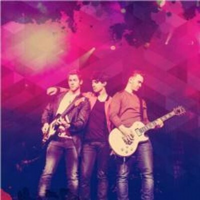 Profile Picture of BEST DAY EVER. (@JoBrosChicago) on Twitter