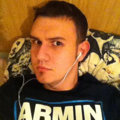 Profile Picture of Peter Kuzma (@KuzZzmi) on Twitter