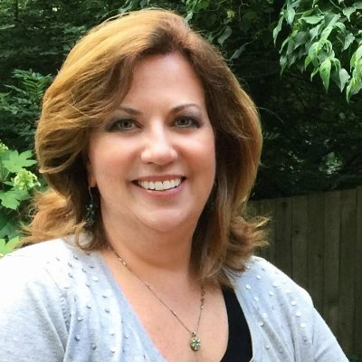 Profile Picture of Mary Beth Driscoll (@Marybethsells) on Twitter