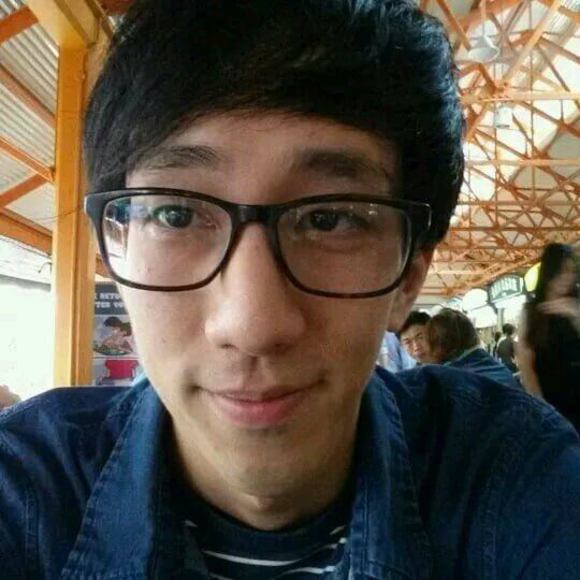 Profile Picture of Benjamin Fung (@qwoqpowp) on Poshmark