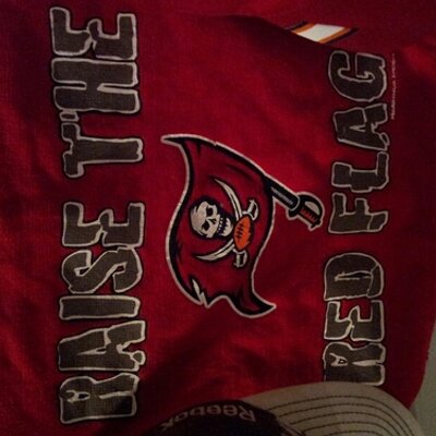 Profile Picture of Darrell Long (@Sir_Bucs_A_Lot) on Twitter