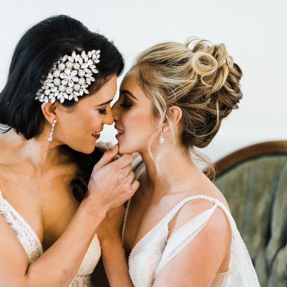 Danielle dk Kwasniowski - Poshmark Profile Picture of Danielle dk Kwasniowski (@kwasniowskid) on Poshmark