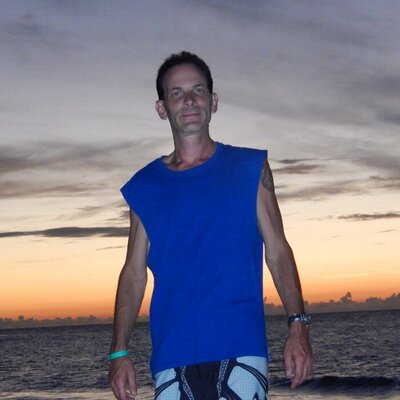 Profile Picture of Kevin Thomson (@kevinthomson52) on Twitter