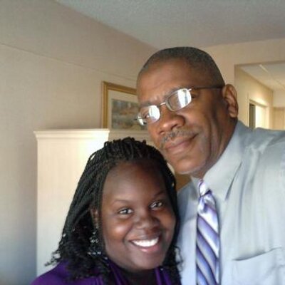 Profile Picture of Leslie Hinds (@les1462) on Twitter