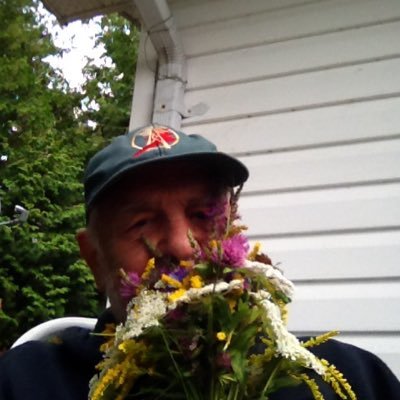 Profile Picture of Bill Cornell (@hobo5sail) on Twitter