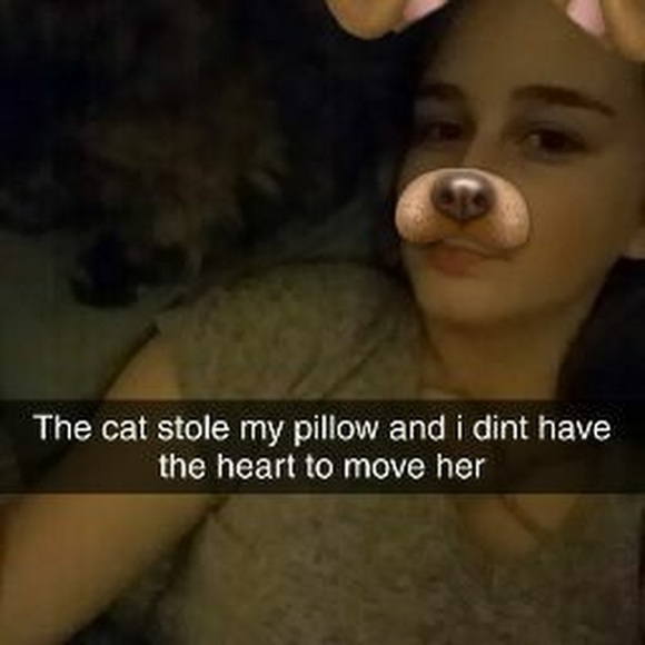 Profile Picture of Katherine Fiamengo (@fiery_mangos) on Poshmark