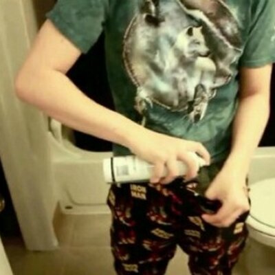 Profile Picture of CapnDesDes's Wiener (@s_madore) on Twitter