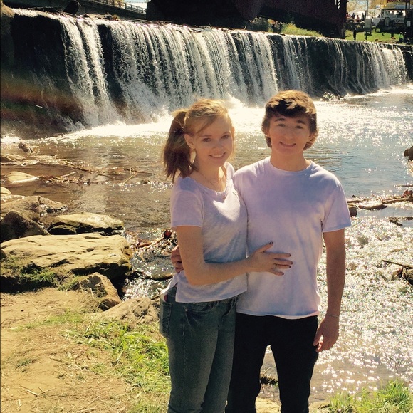 Profile Picture of Caitlyn Dellorso (@cait1209) on Poshmark