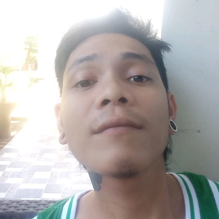 Profile Picture of John (@john_parado0) on Tiktok