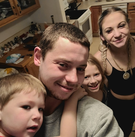 Profile Picture of Jeremy James (@jeremyjames245) on Poshmark