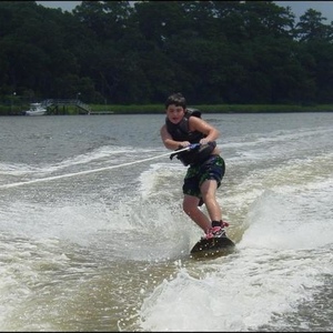 Profile Picture of Andrew Varelas (@414042522) on Myspace