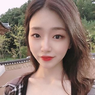 Profile Picture of Jessie Hyewon Kim (@hyewon2292) on Facebook