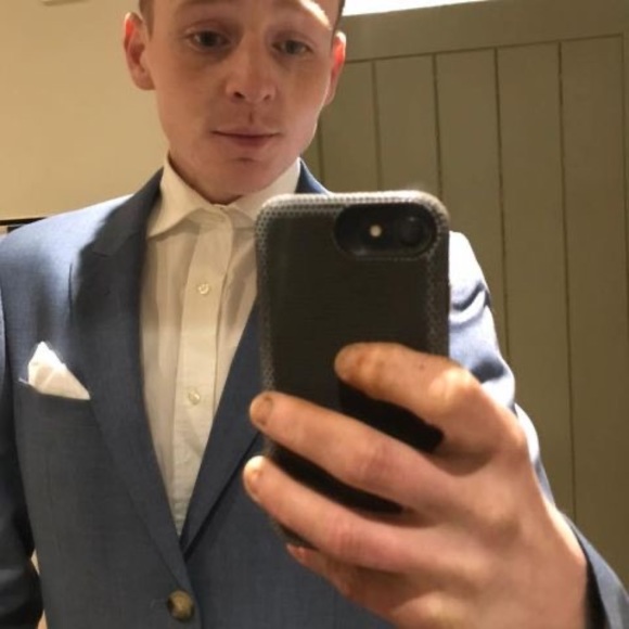 Profile Picture of Alex Horton (@ajghorton) on Poshmark